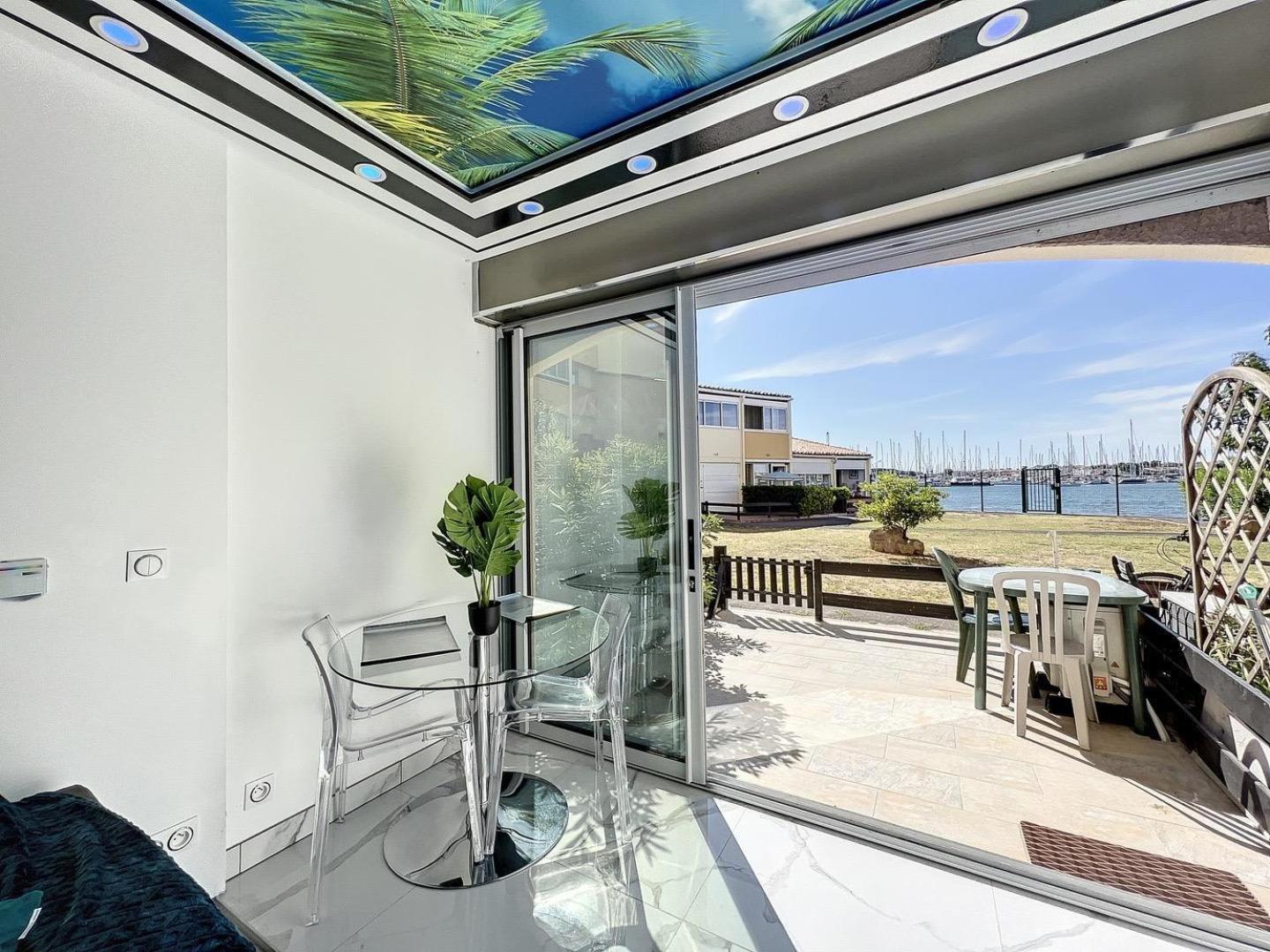 24 Tropic Deluxe Apartment Agde